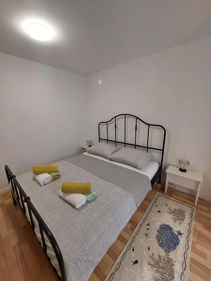 Apartman Katarina Cres